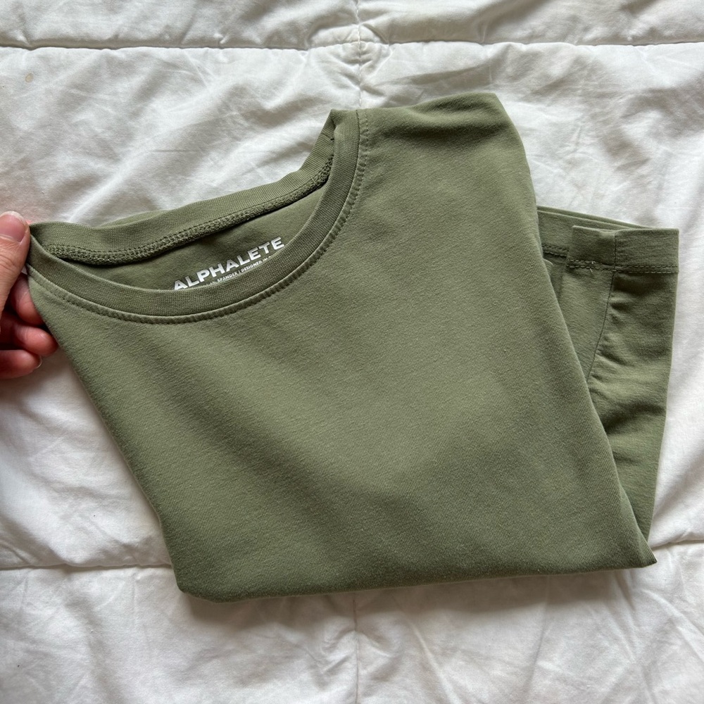 Alphalete Baby tee ||